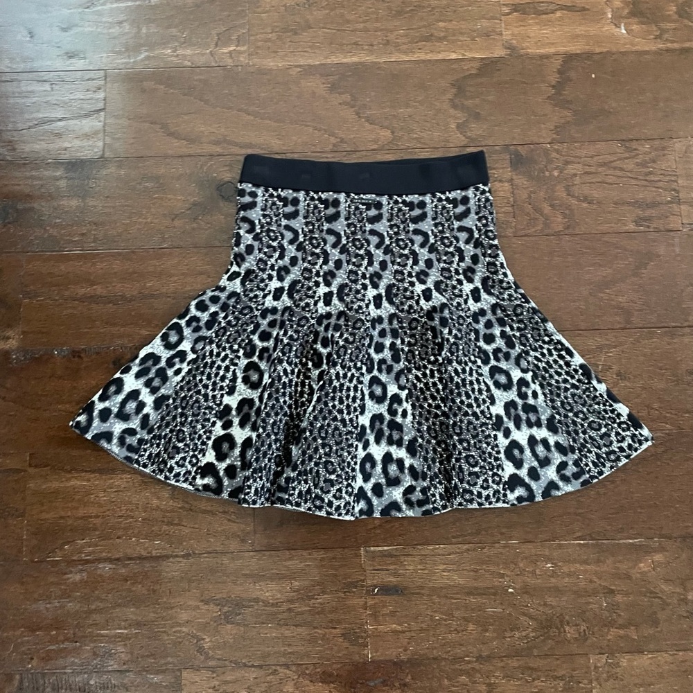 Michael Kors cheetah print skirt size small